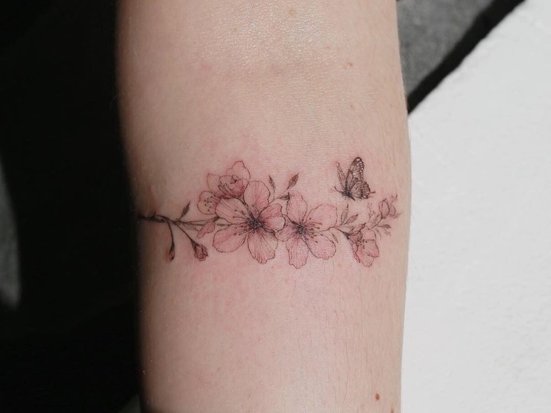 Hình xăm đẹp ở bắp tay cho các bạn nữ cá tính  Inspiration tattoos Mini  tattoos Hình xăm ở bàn tay